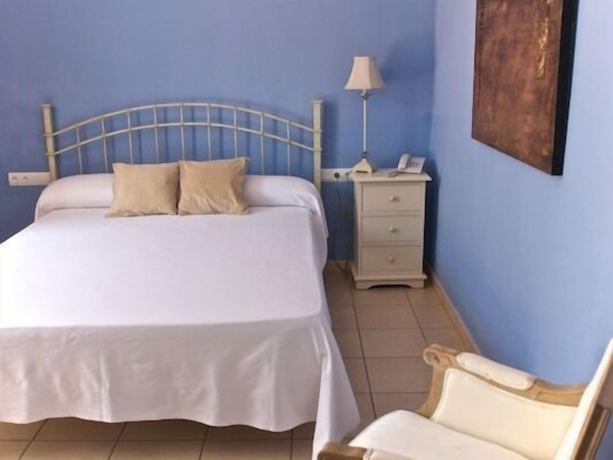 Boutique Hostal La Curandera De Salinas Sant Francesc de s'Estany Eksteriør billede
