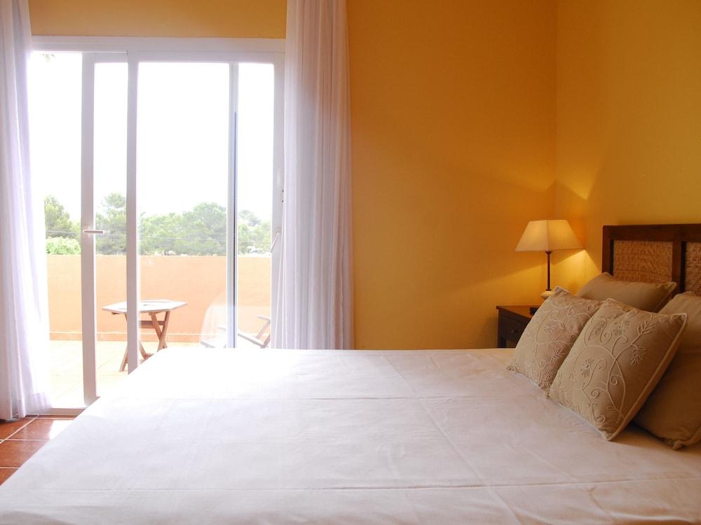 Boutique Hostal La Curandera De Salinas Sant Francesc de s'Estany Eksteriør billede