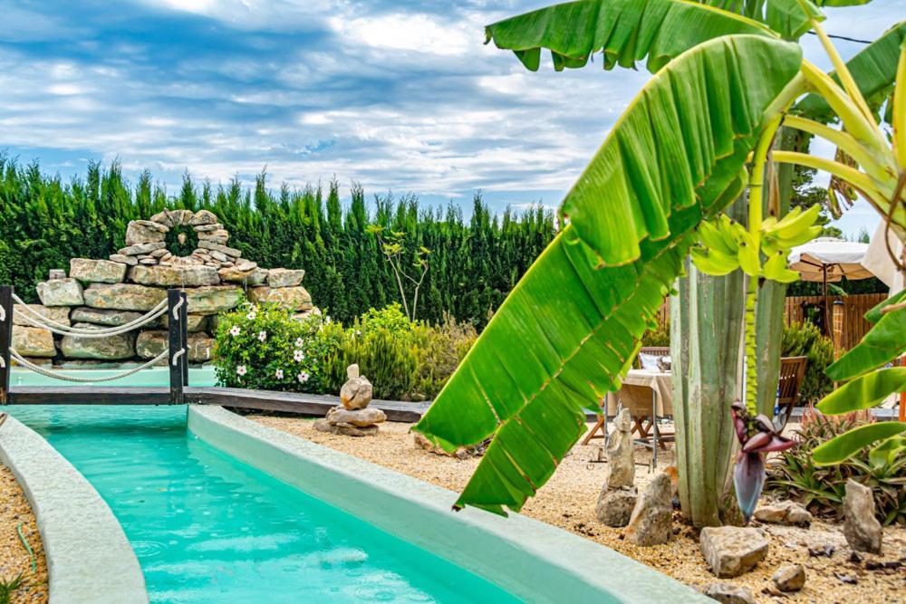 Boutique Hostal La Curandera De Salinas Sant Francesc de s'Estany Eksteriør billede