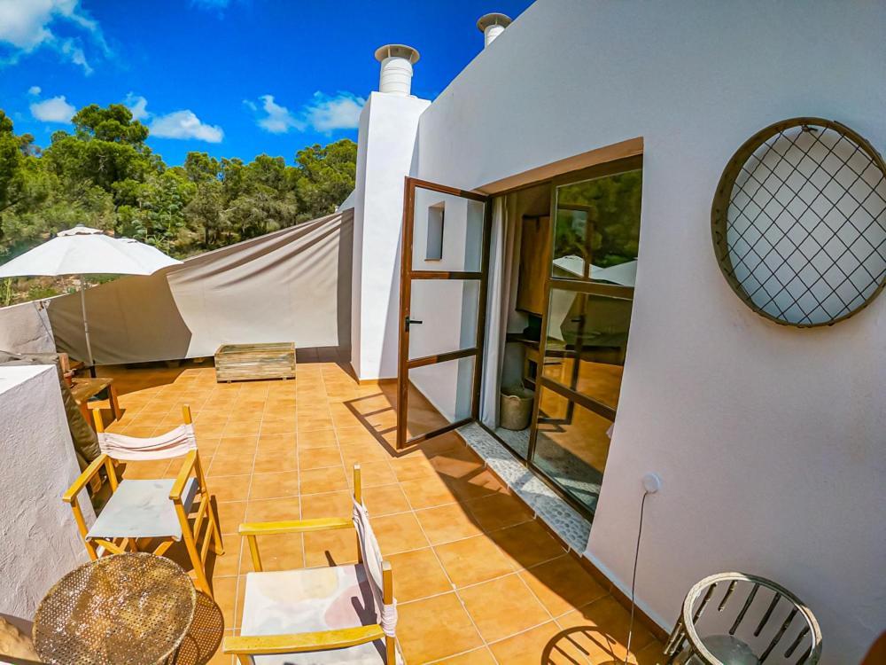 Boutique Hostal La Curandera De Salinas Sant Francesc de s'Estany Eksteriør billede