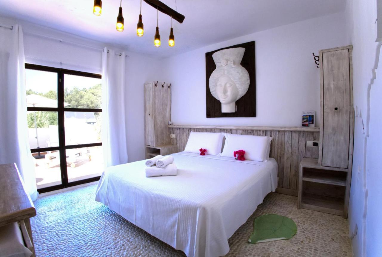 Boutique Hostal La Curandera De Salinas Sant Francesc de s'Estany Eksteriør billede