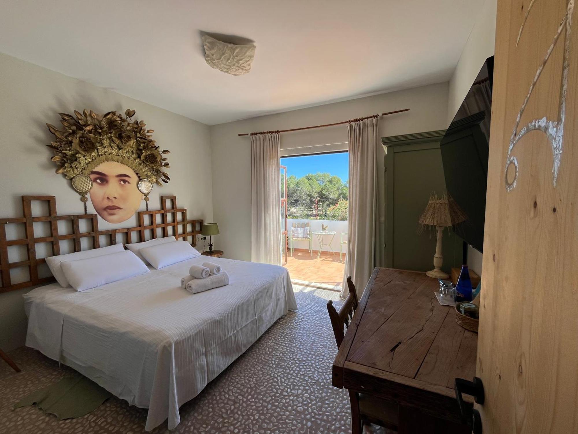 Boutique Hostal La Curandera De Salinas Sant Francesc de s'Estany Eksteriør billede
